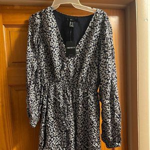 Brand New w/ Original Tags Forever 21 Women's Long-sleeved Maxi Dress, Sz Medium